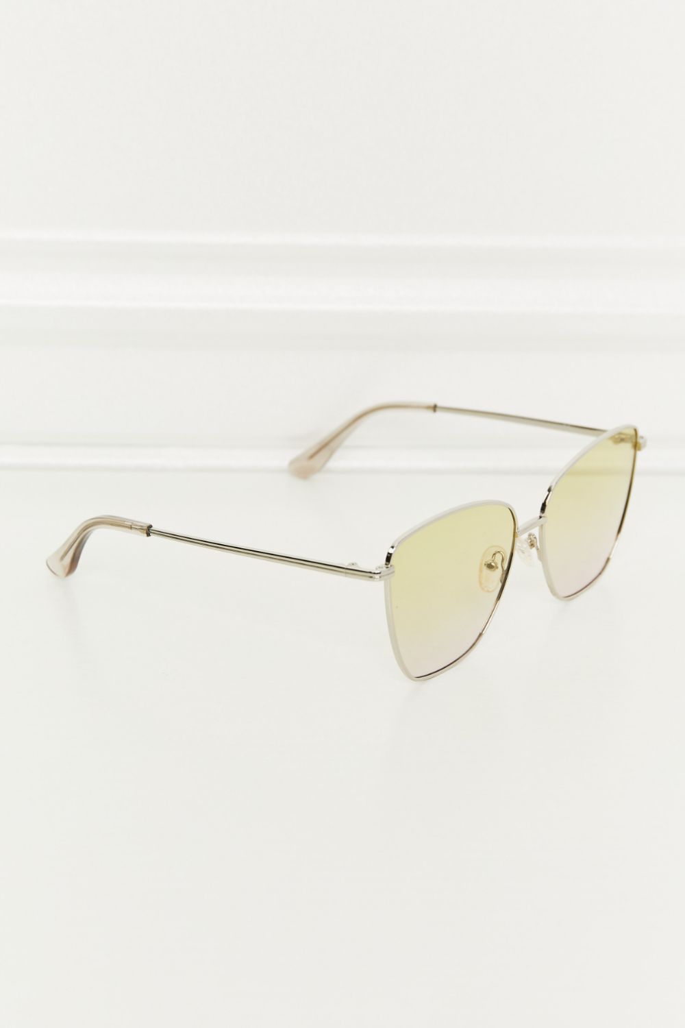 Metal Frame Full Rim Sunglasses - nailedmoms