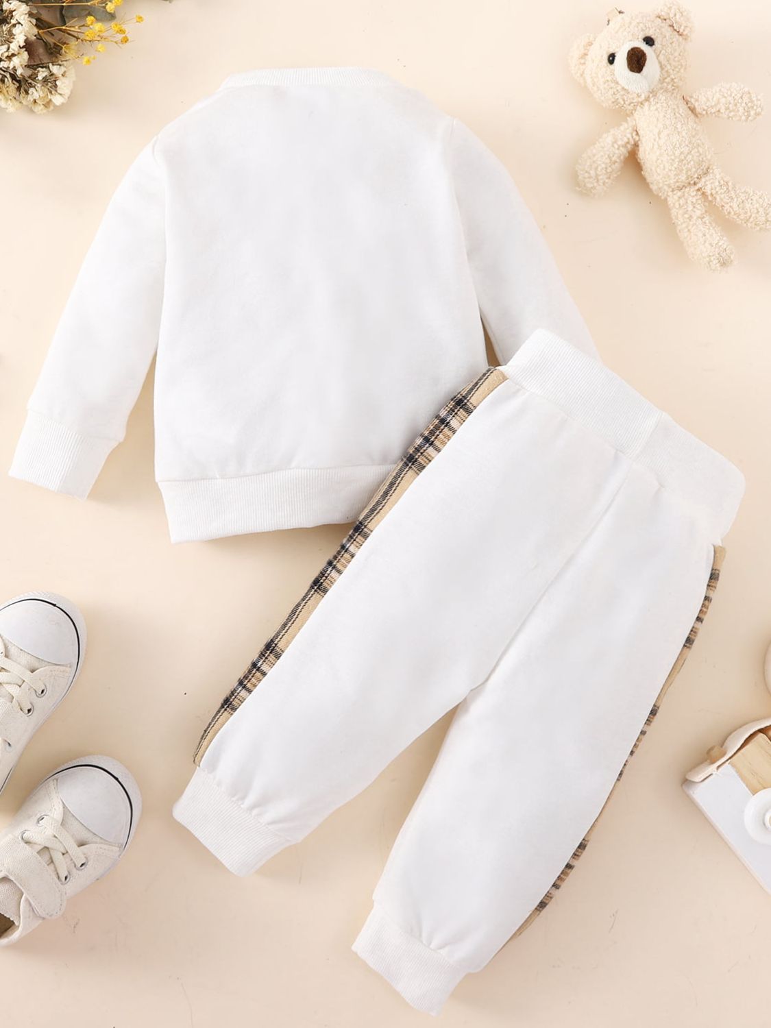 Baby Bear Graphic Sweatshirt and Joggers Set - nailedmoms