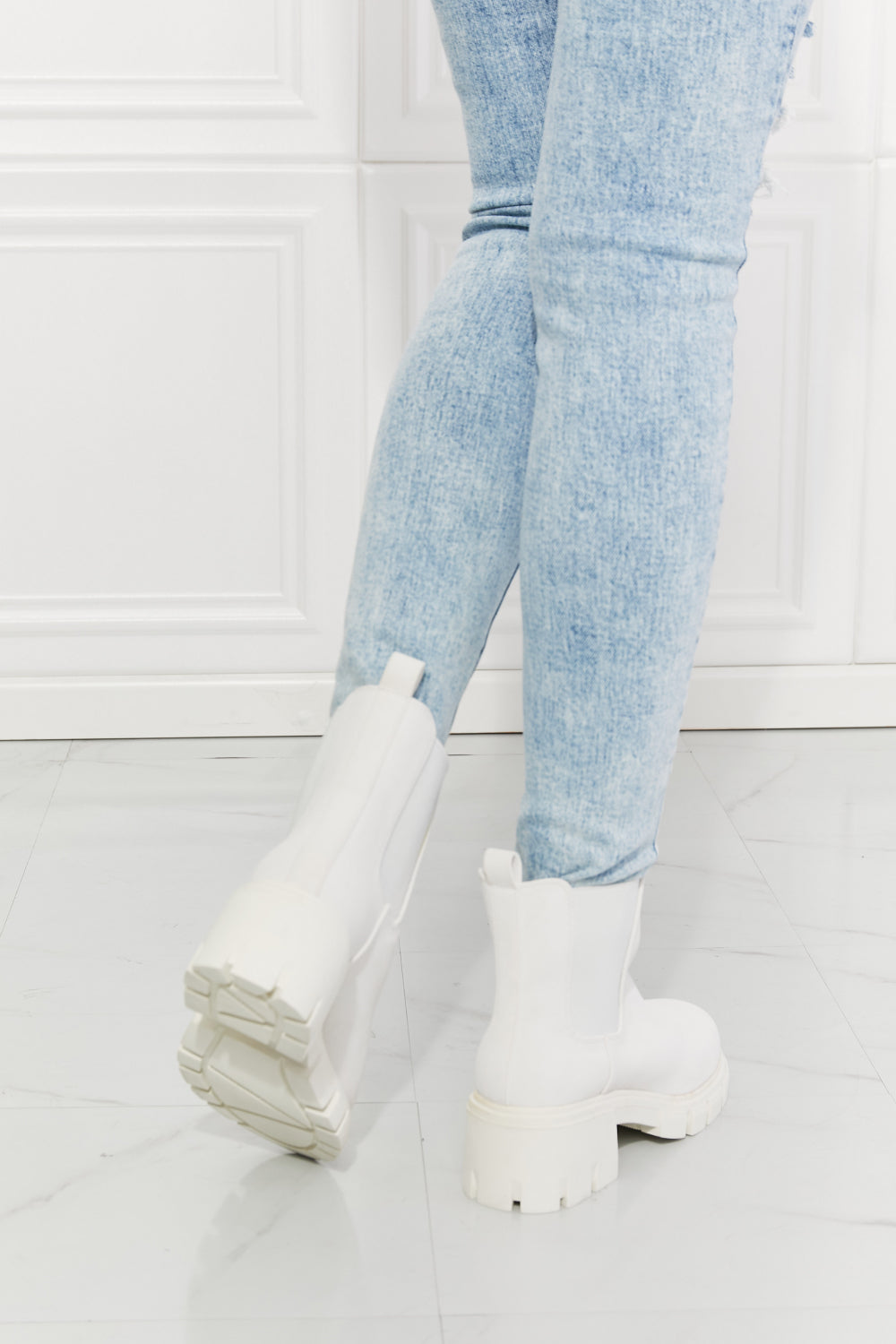 MMShoes Work For It Matte Lug Sole Chelsea Boots in White - nailedmoms