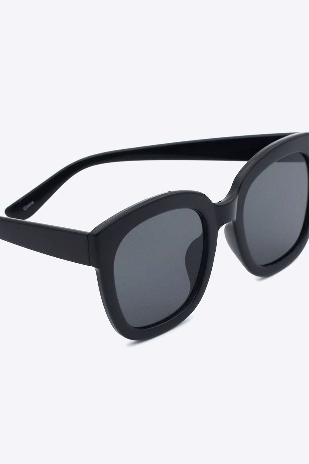 Polycarbonate Frame Square Sunglasses - nailedmoms