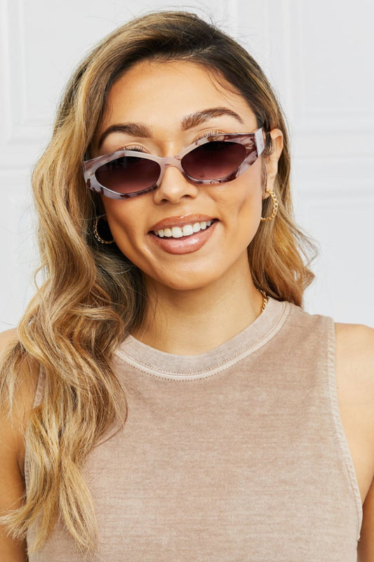 Wayfare Polycarbonate Frame Sunglasses - nailedmoms