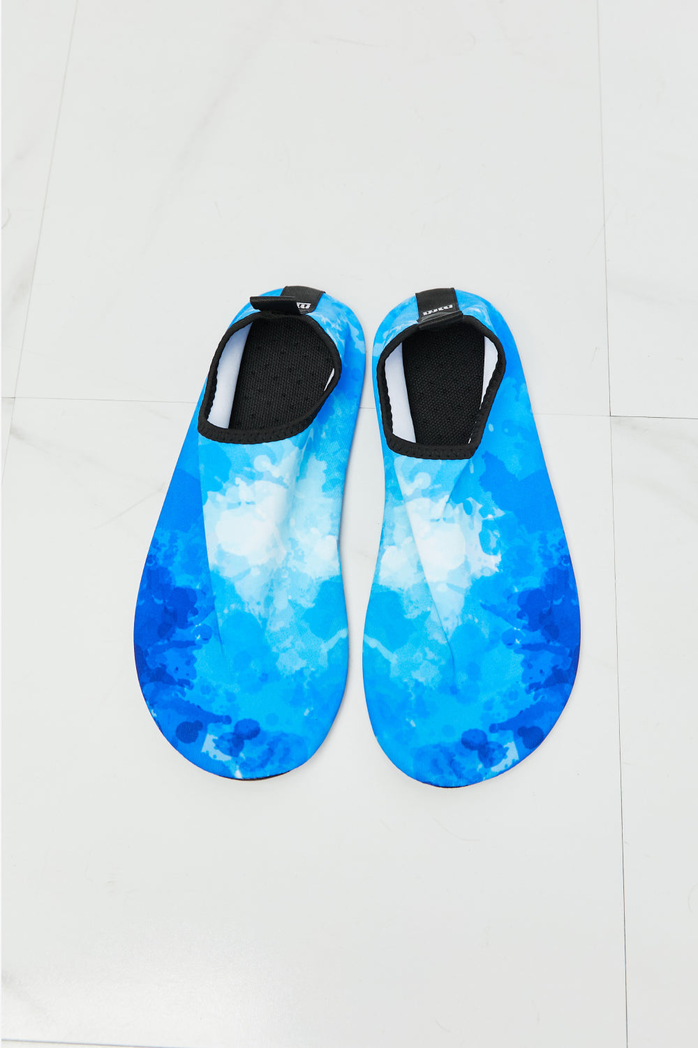 MMshoes On The Shore Water Shoes in Blue - nailedmoms