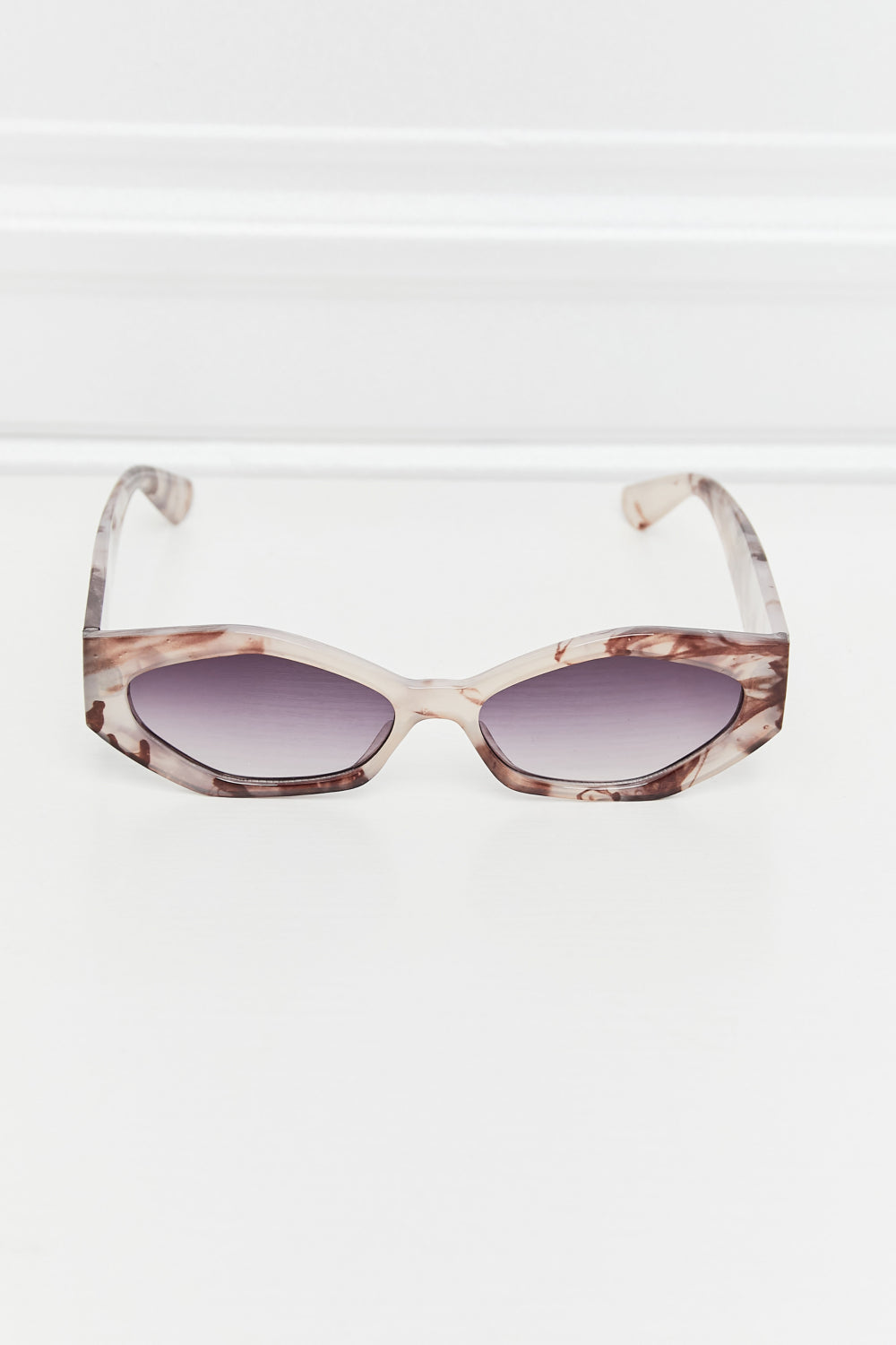 Wayfare Polycarbonate Frame Sunglasses - nailedmoms