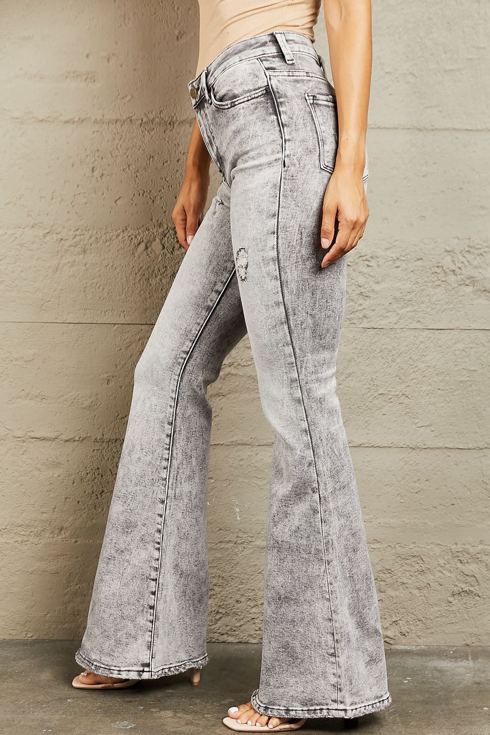 BAYEAS High Waisted Acid Wash Flare Jeans - nailedmoms