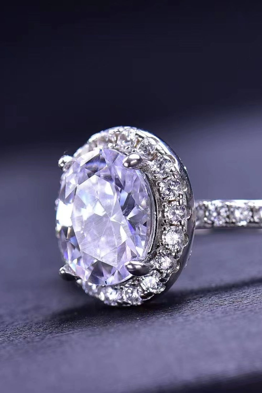 2 Carat Moissanite 18k Platinum-Plated Ring - nailedmoms