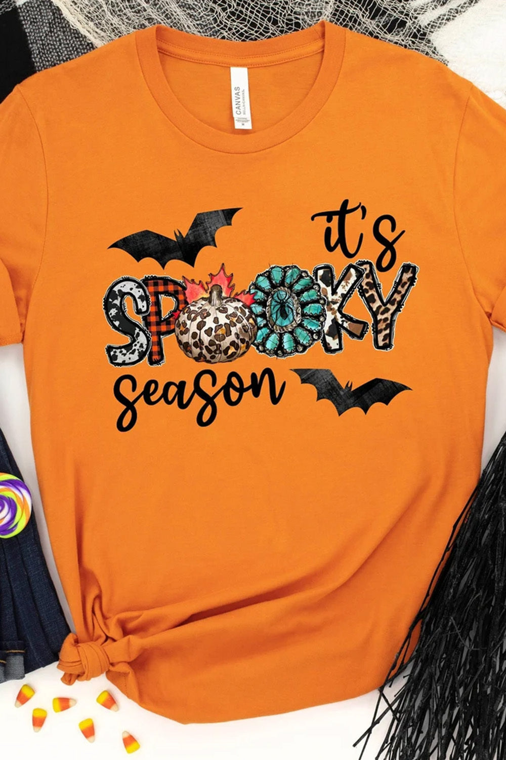 Round Neck Short Sleeve IT'S SPOOKY SEASON Graphic T-Shirt - nailedmoms