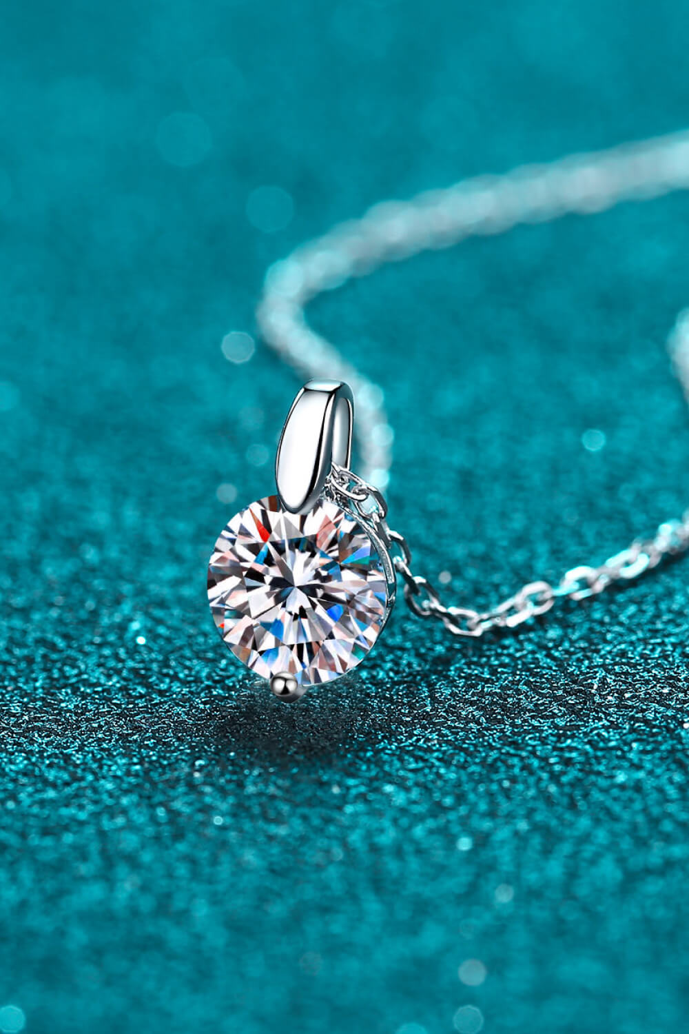 Minimalist 925 Sterling Silver Moissanite Pendant Necklace - nailedmoms