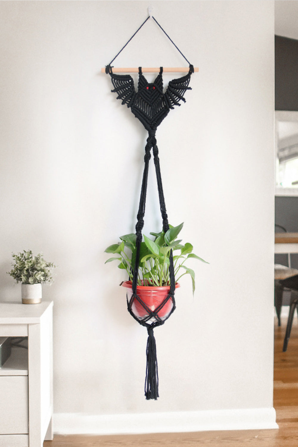39.4" Bat Macrame Wall Plant Hanger - nailedmoms