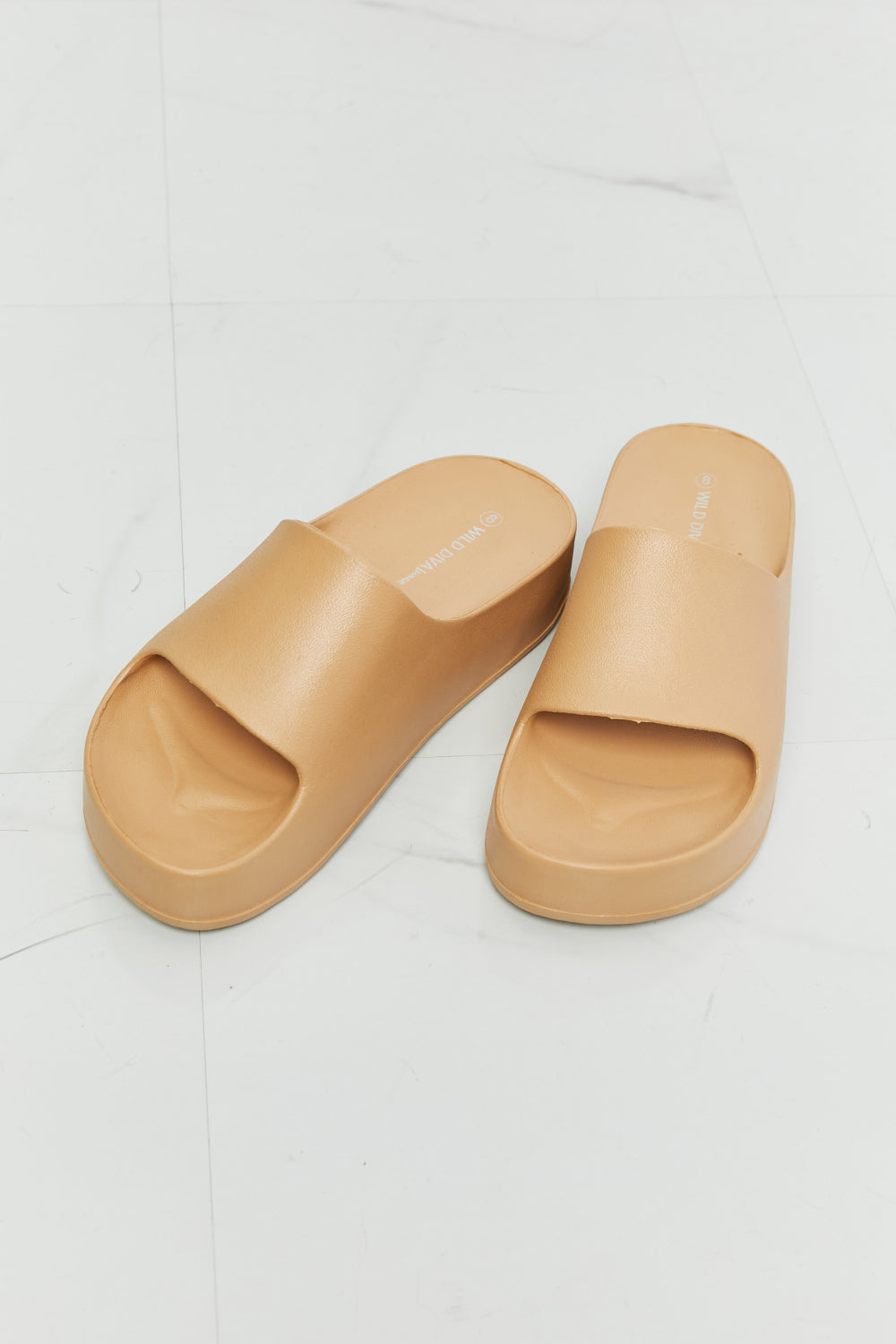 WILD DIVA Summer Feels Platform Slide - nailedmoms