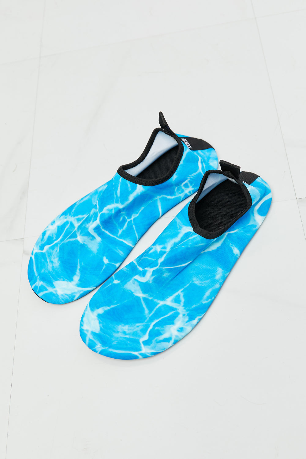 MMshoes On The Shore Water Shoes in Sky Blue - nailedmoms