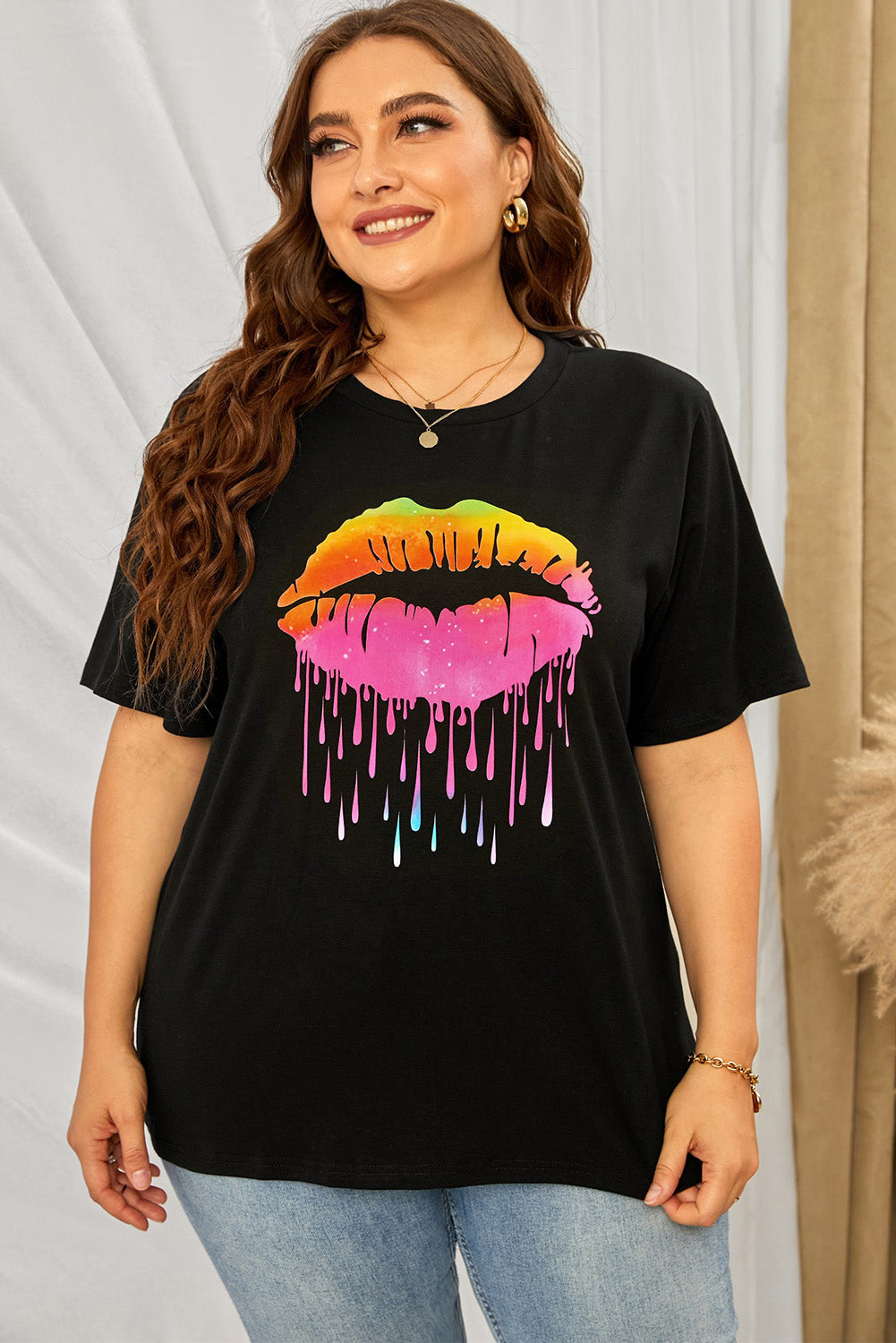 Plus Size Lip Graphic Tee Shirt - nailedmoms