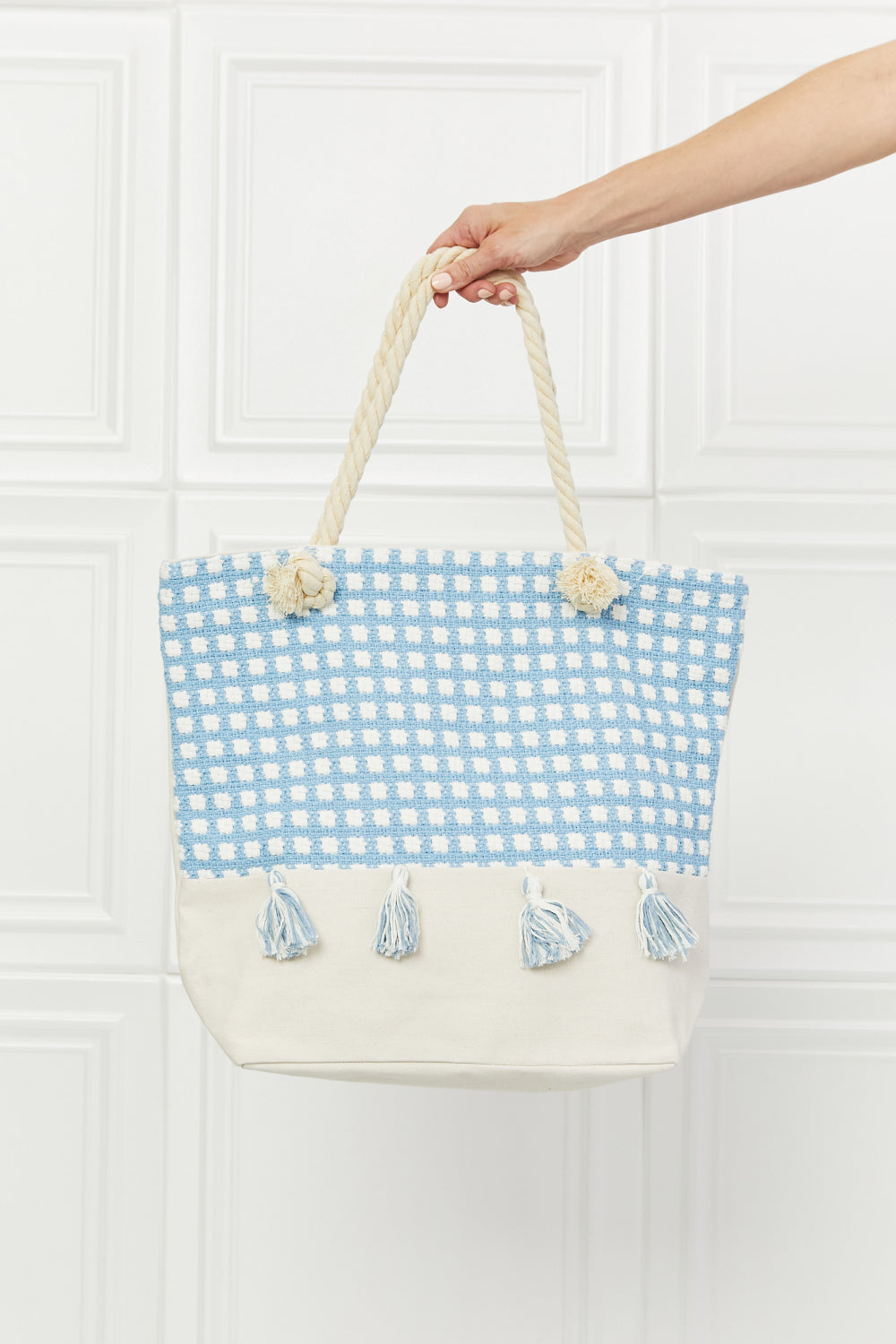 Justin Taylor Picnic Date Tassle Tote Bag - nailedmoms