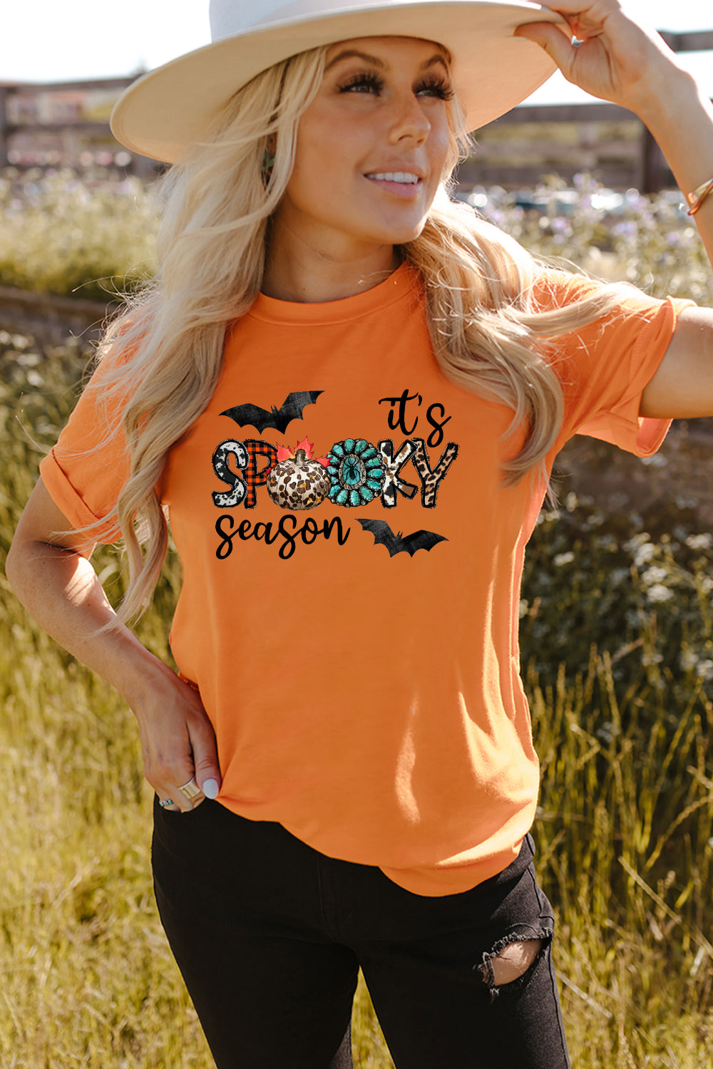 Round Neck Short Sleeve IT'S SPOOKY SEASON Graphic T-Shirt - nailedmoms