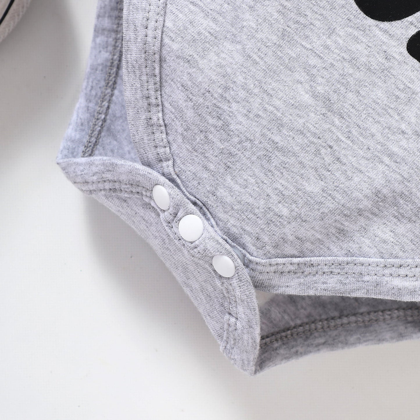 Baby Bear Graphic Short Sleeve Bodysuit - nailedmoms