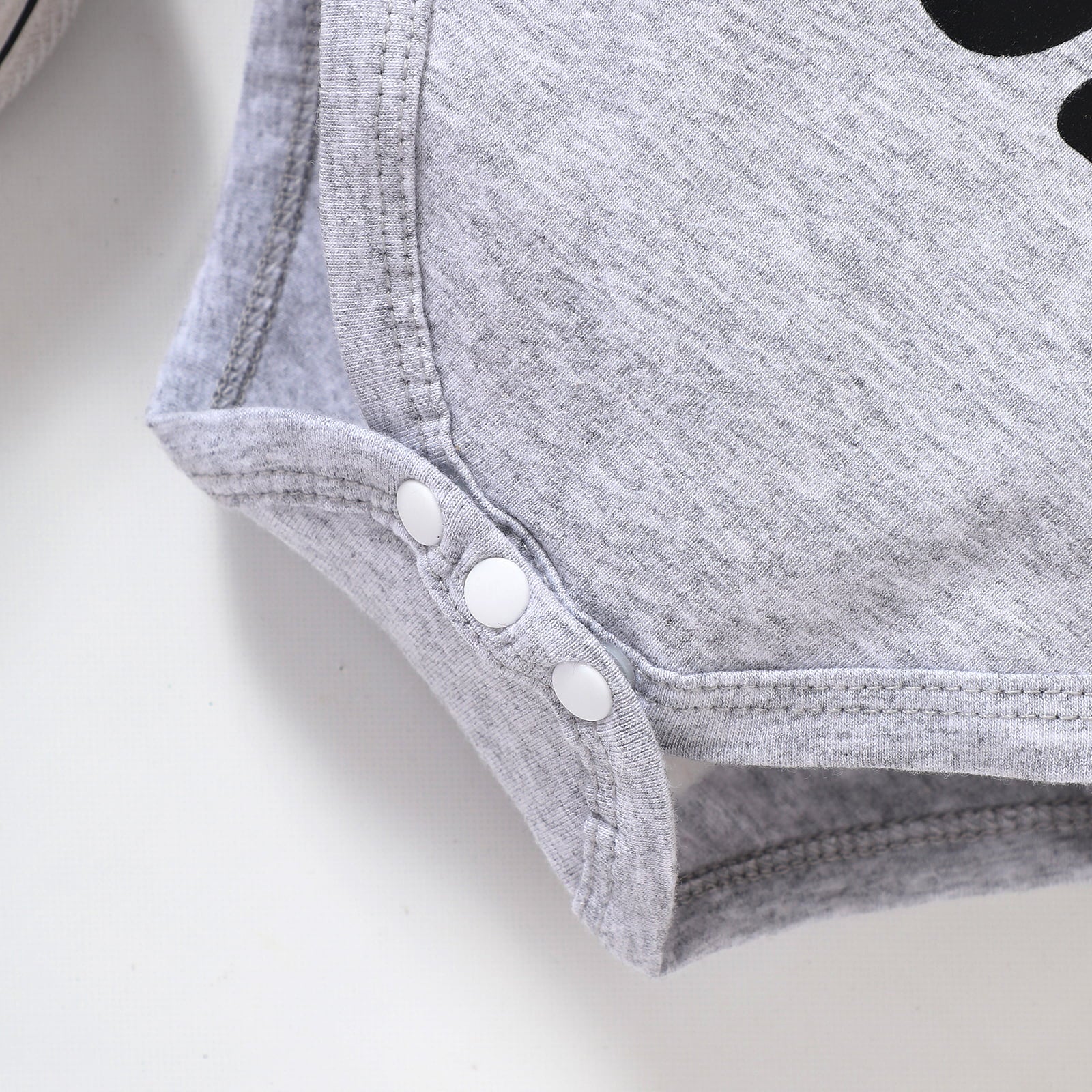 Baby Bear Graphic Short Sleeve Bodysuit - nailedmoms
