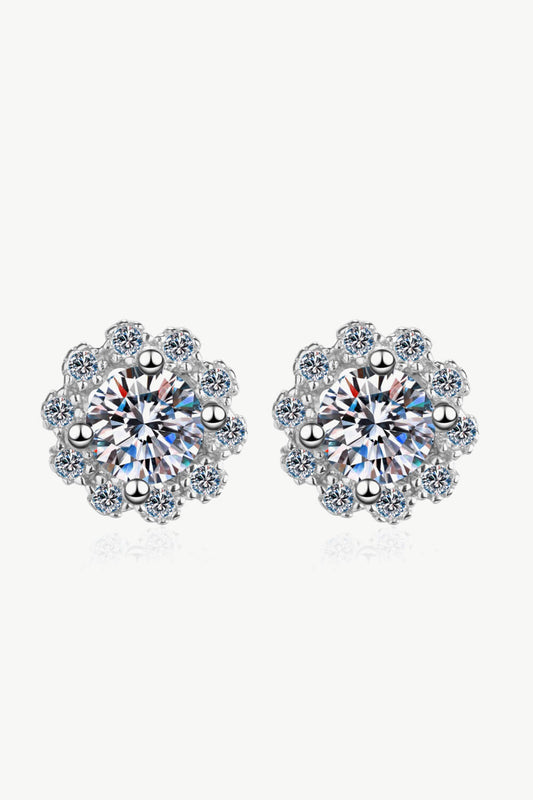 1 Carat Moissanite Floral-Shaped Stud Earrings - nailedmoms