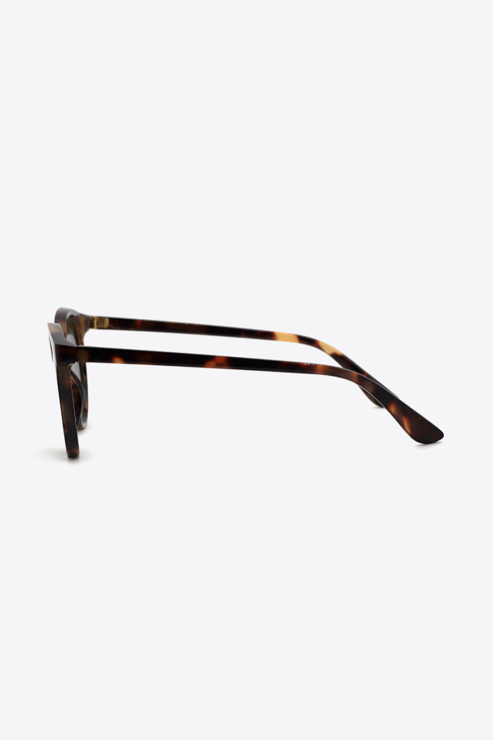 Tortoiseshell Round Polycarbonate Sunglasses - nailedmoms