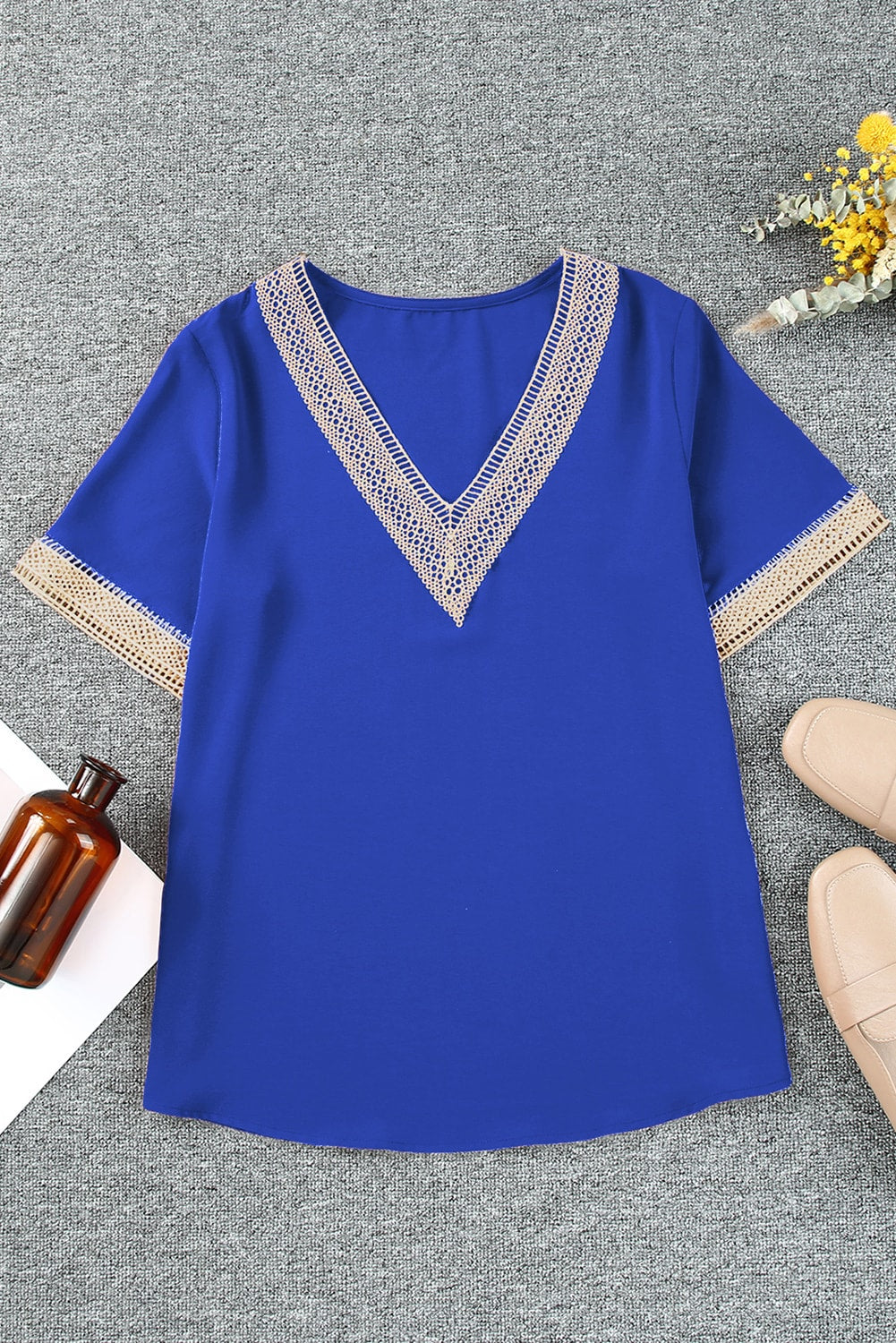 Contrast V-Neck Blouse - nailedmoms
