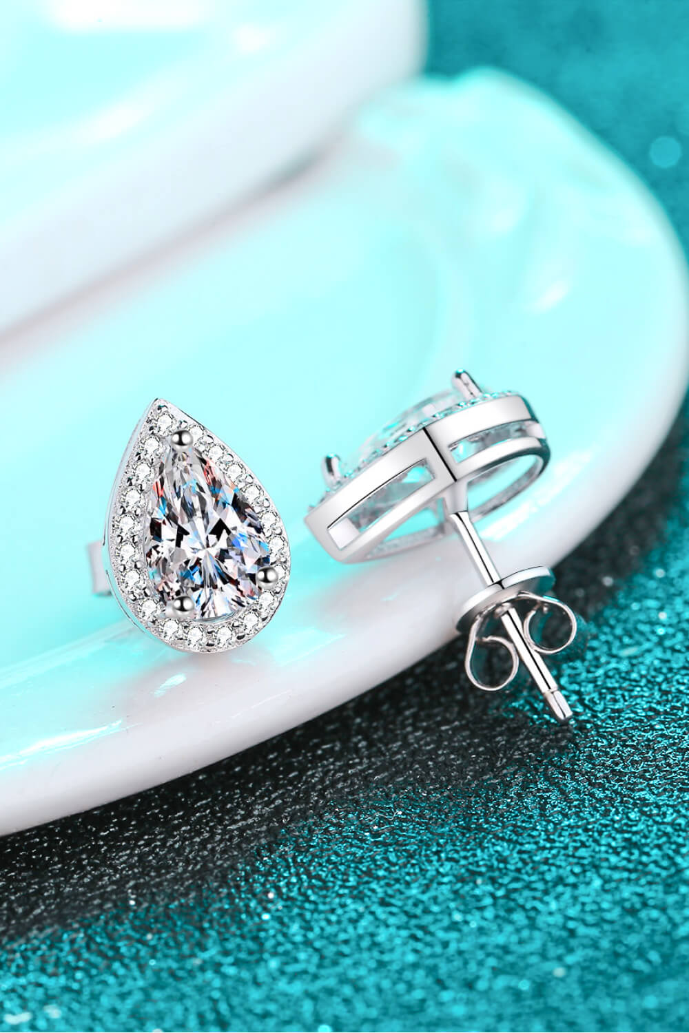 Moissanite Teardrop Stud Earrings - nailedmoms