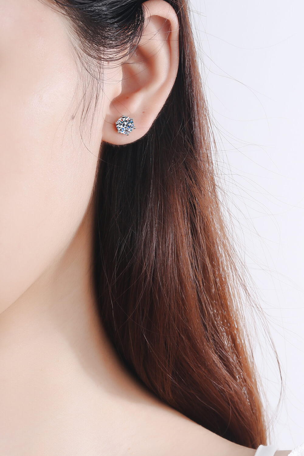 925 Sterling Silver 6-Prong 2 Carat Moissanite Stud Earrings - nailedmoms