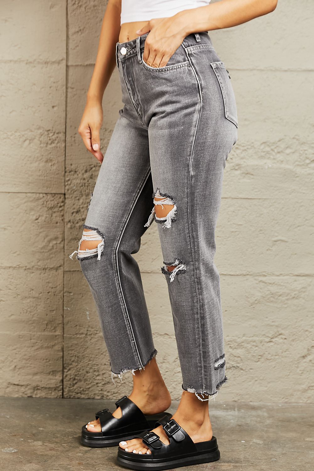 BAYEAS Mid Rise Distressed Cropped Dad Jeans - nailedmoms