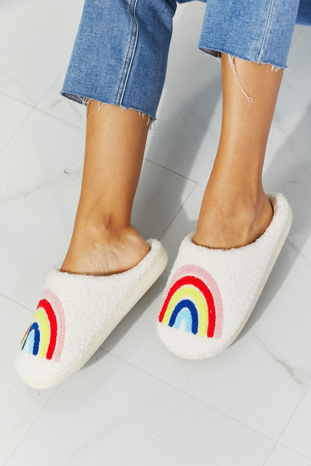 MMShoes Rainbow Plush Slipper - nailedmoms