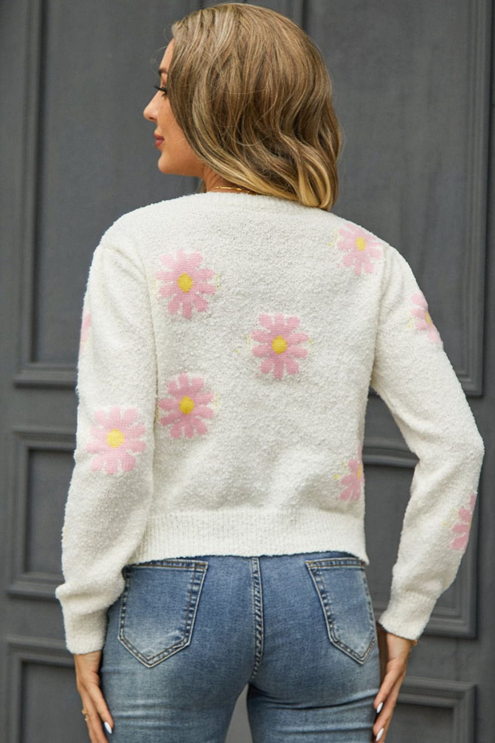 Flower Pattern Round Neck Short Sleeve Pullover Sweater - nailedmoms