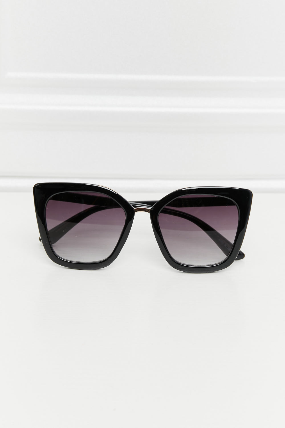 Cat Eye Full Rim Polycarbonate Sunglasses - nailedmoms