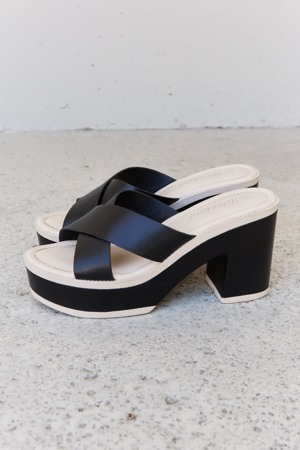 Weeboo Cherish The Moments Contrast Platform Sandals in Black - nailedmoms