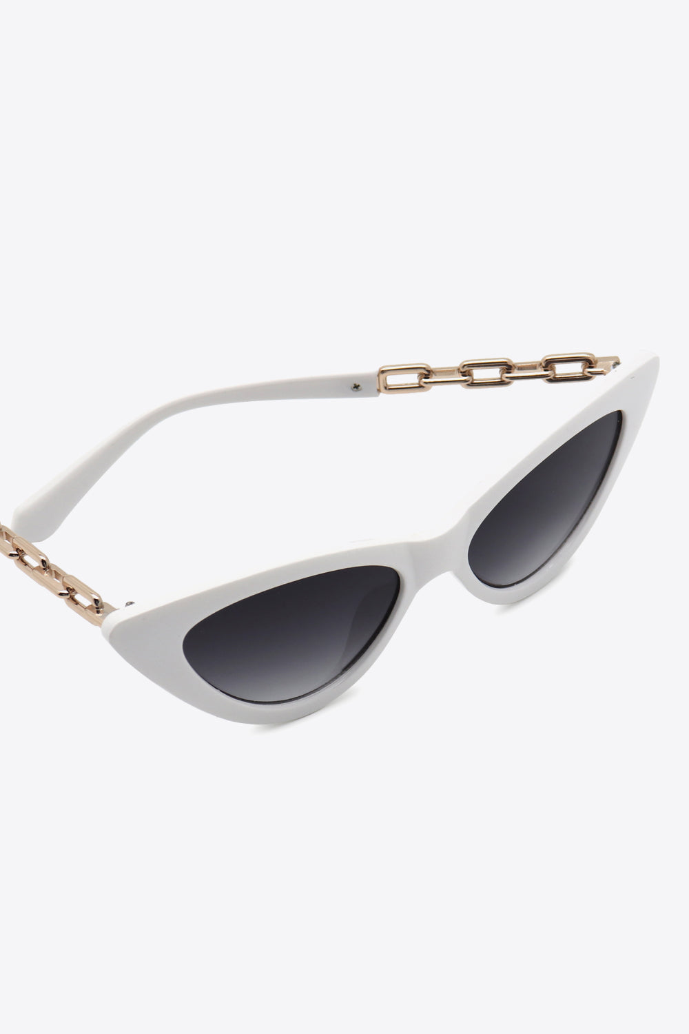 Chain Detail Cat-Eye Sunglasses - nailedmoms
