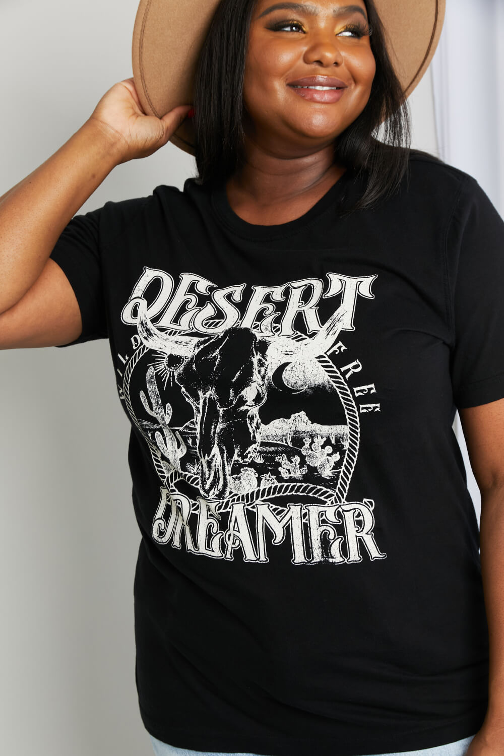 mineB Full Size DESERT DREAMER Graphic Tee - nailedmoms