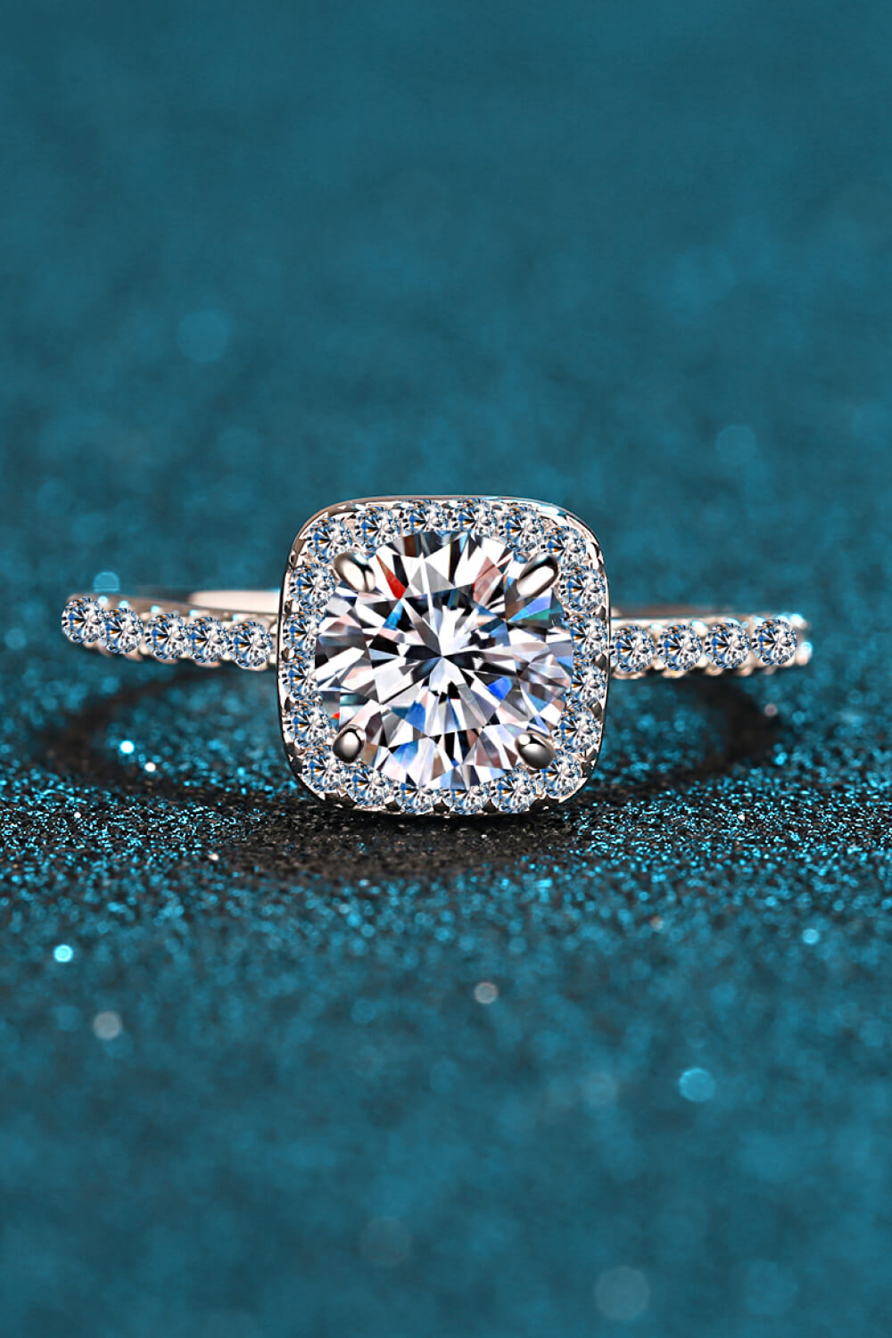 Square Moissanite Ring - nailedmoms