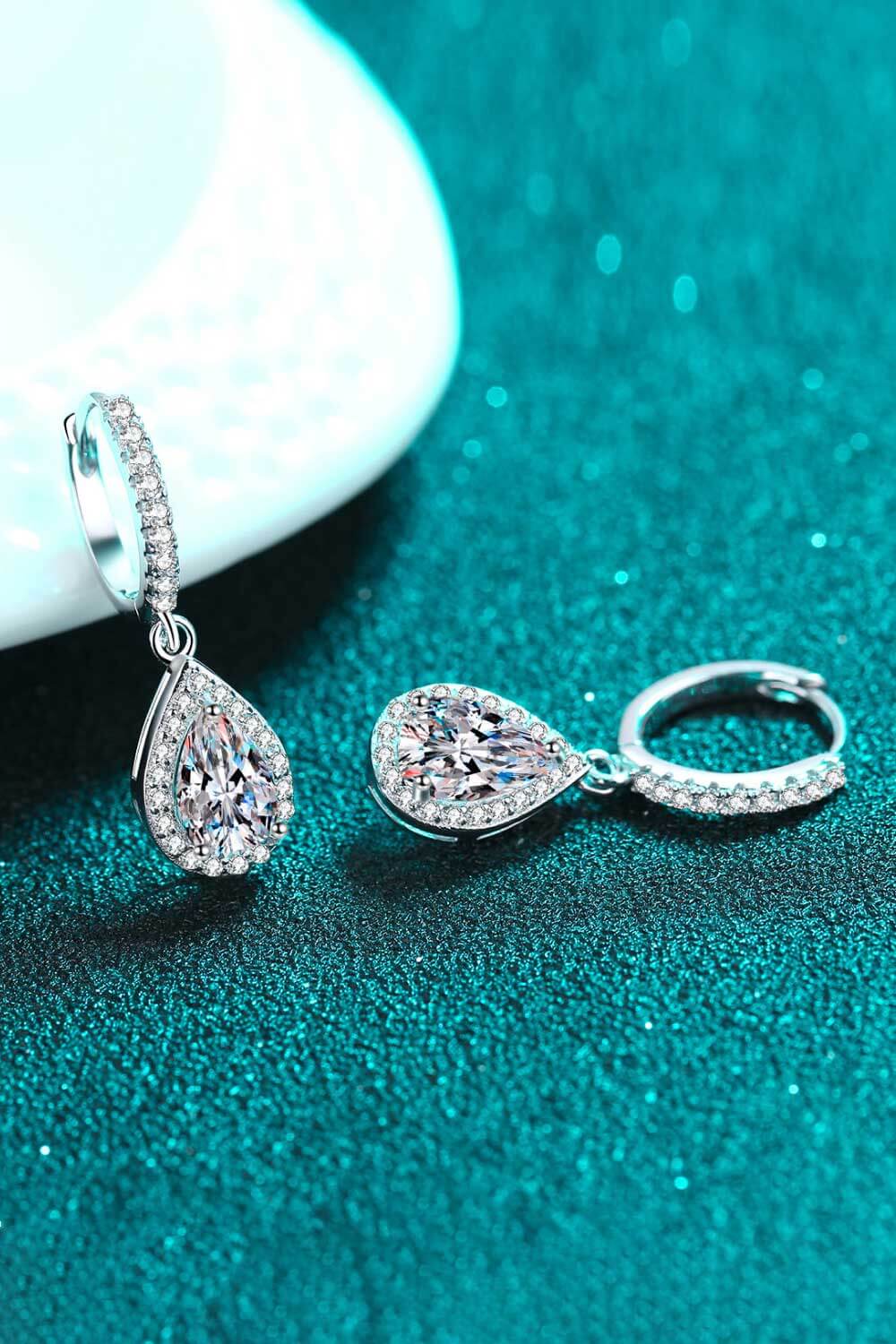 Moissanite Teardrop Earrings - nailedmoms