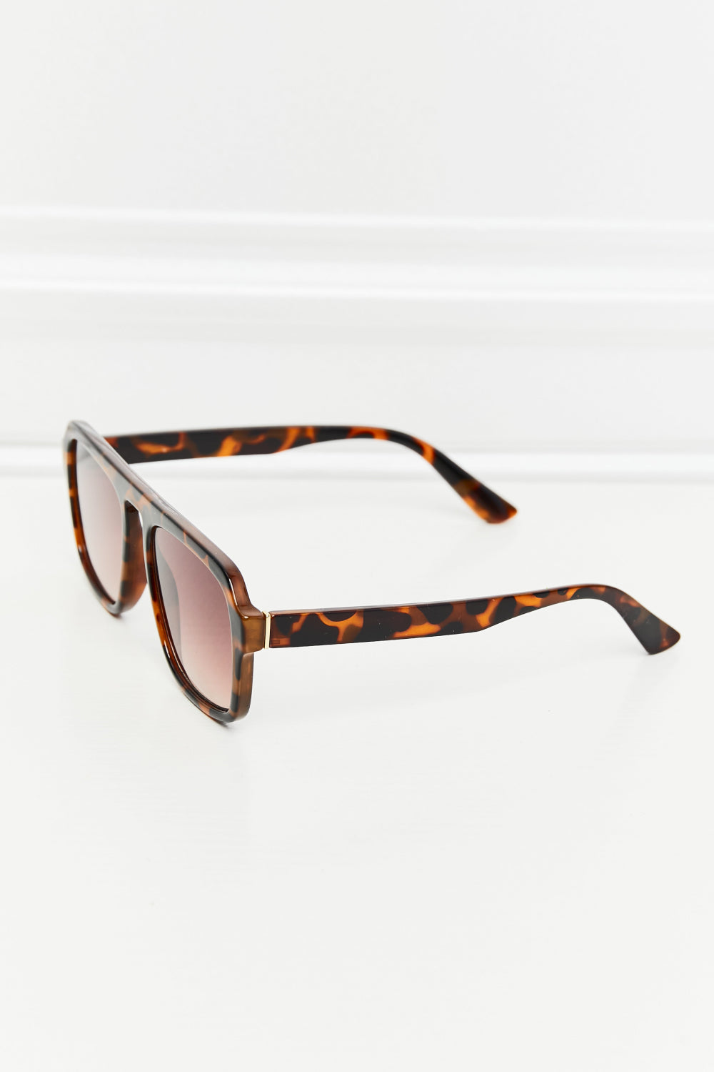 Tortoiseshell Square Polycarbonate Frame Sunglasses - nailedmoms