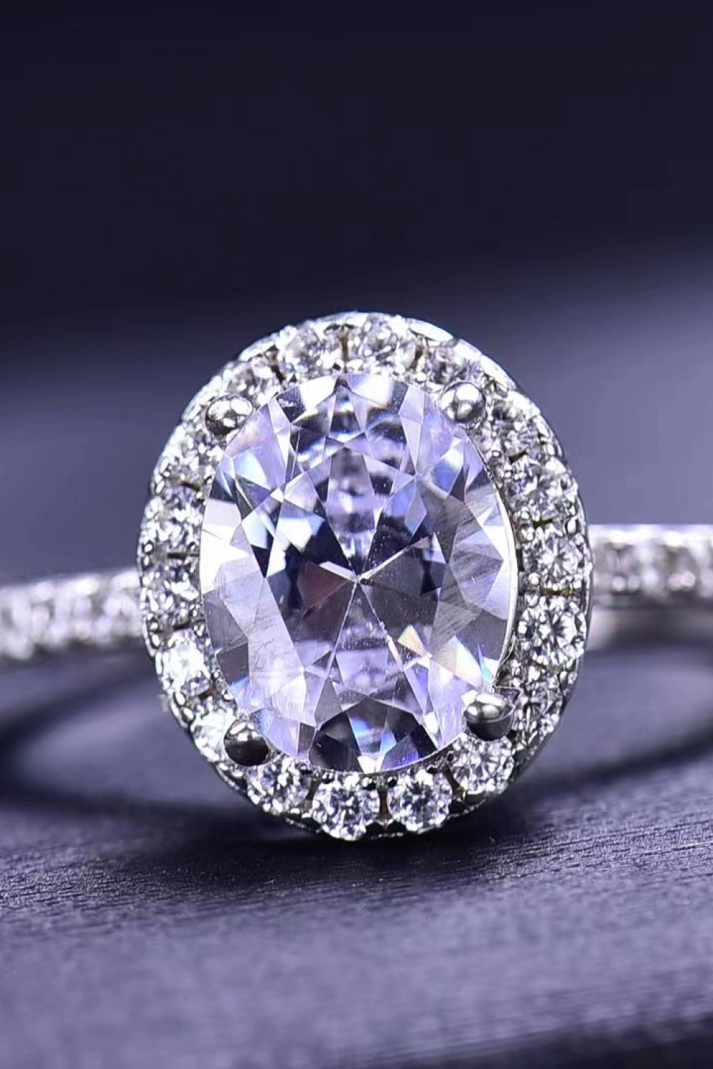 2 Carat Moissanite 18k Platinum-Plated Ring - nailedmoms
