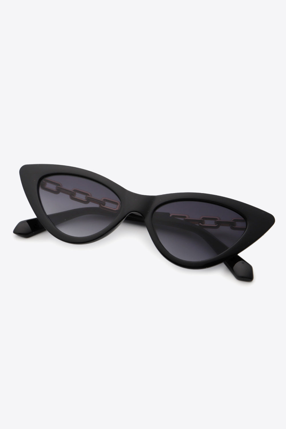 Chain Detail Cat-Eye Sunglasses - nailedmoms