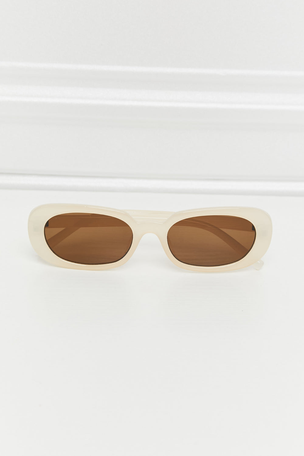 Oval Full Rim Sunglasses - nailedmoms