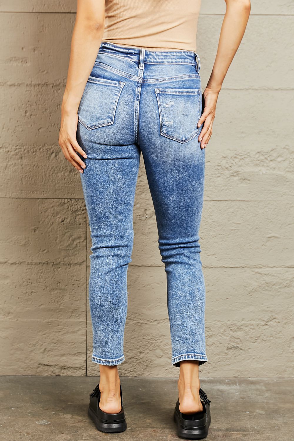 BAYEAS Mid Rise Distressed Skinny Jeans - nailedmoms