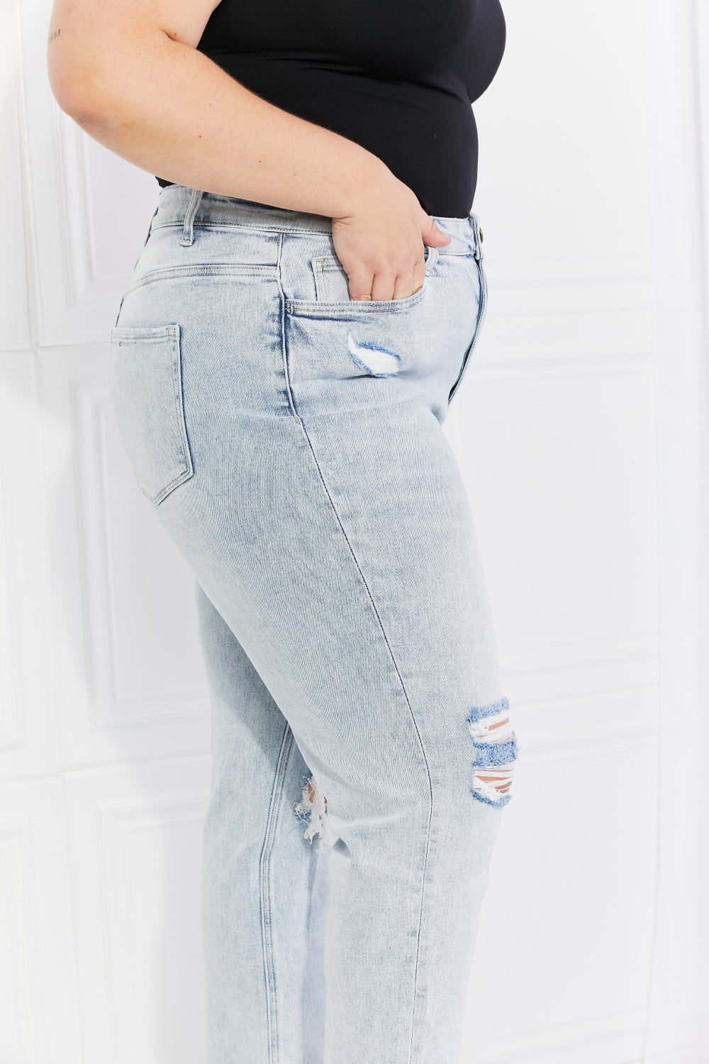 VERVET Stand Out Full Size Distressed Cropped Jeans - nailedmoms