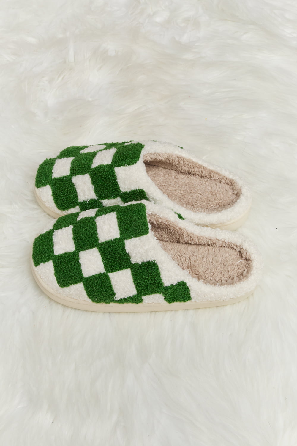 Melody Checkered Print Plush Slide Slippers - nailedmoms