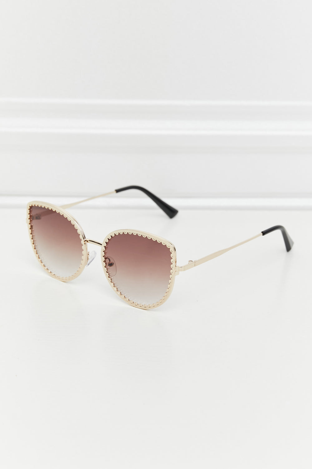 Full Rim Metal Frame Sunglasses - nailedmoms