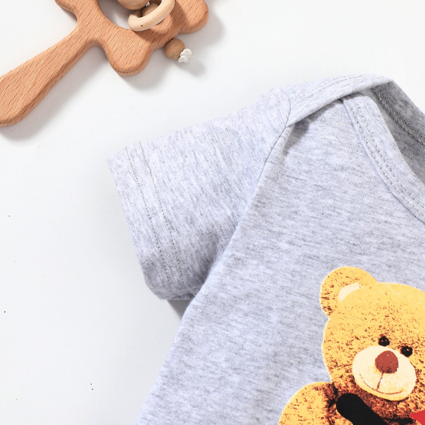 Baby Bear Graphic Short Sleeve Bodysuit - nailedmoms