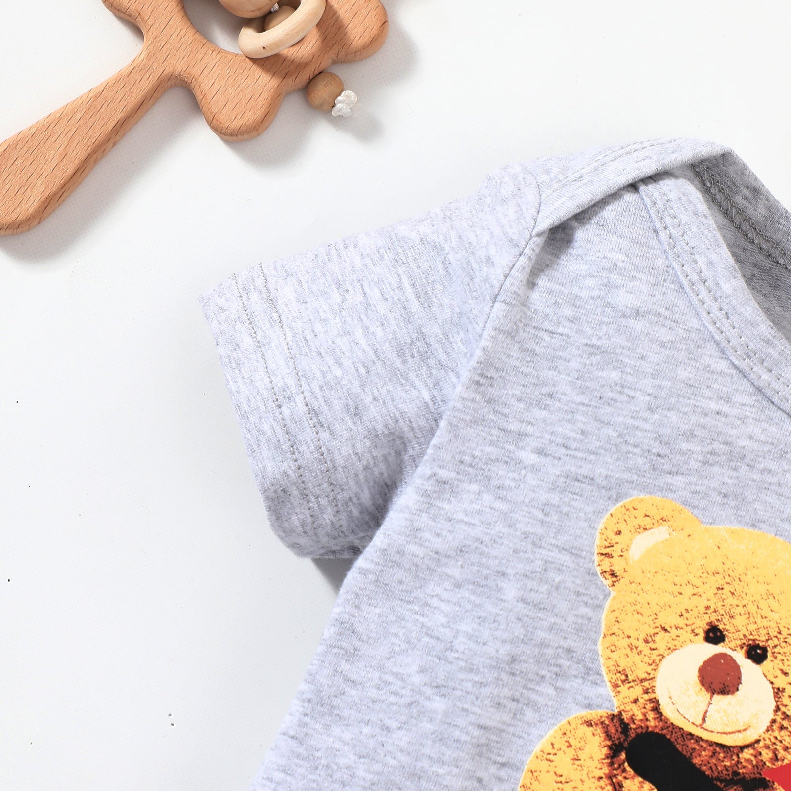Baby Bear Graphic Short Sleeve Bodysuit - nailedmoms
