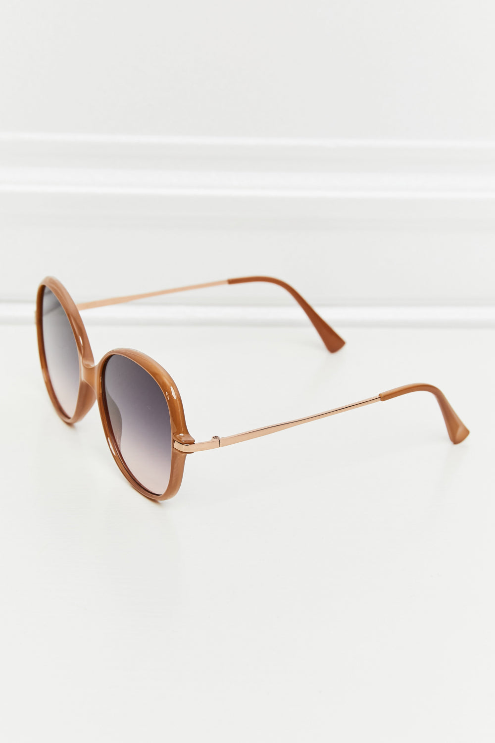 Metal-Plastic Hybrid Full Rim Sunglasses - nailedmoms