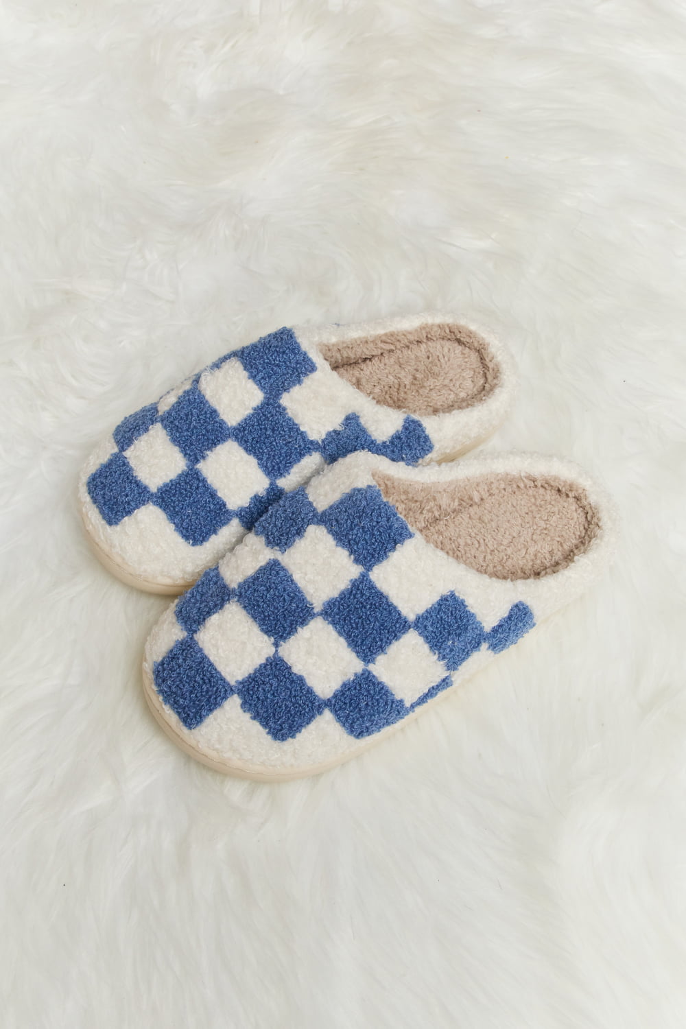 Melody Checkered Print Plush Slide Slippers - nailedmoms