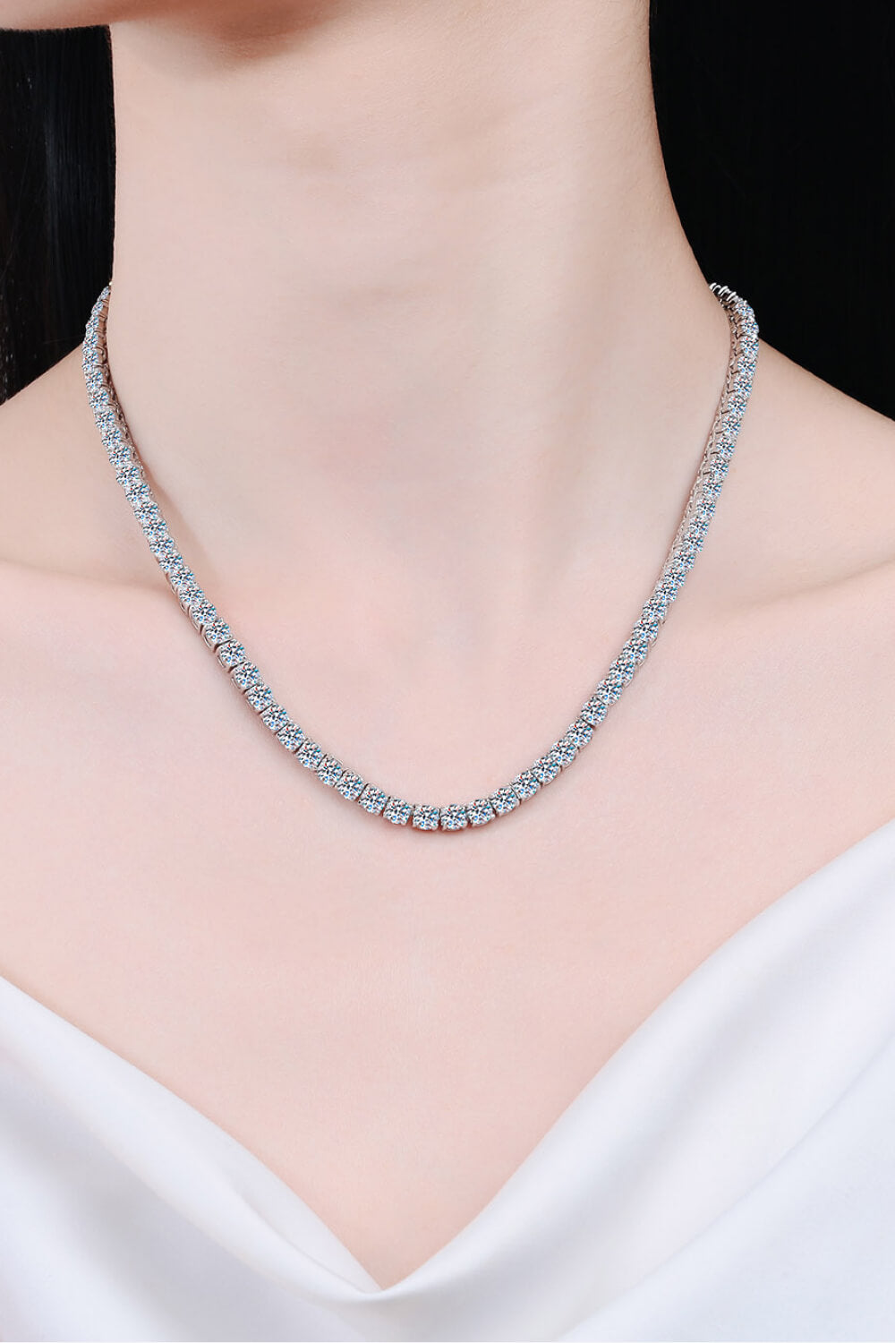 Moissanite Rhodium-Plated Necklace - nailedmoms