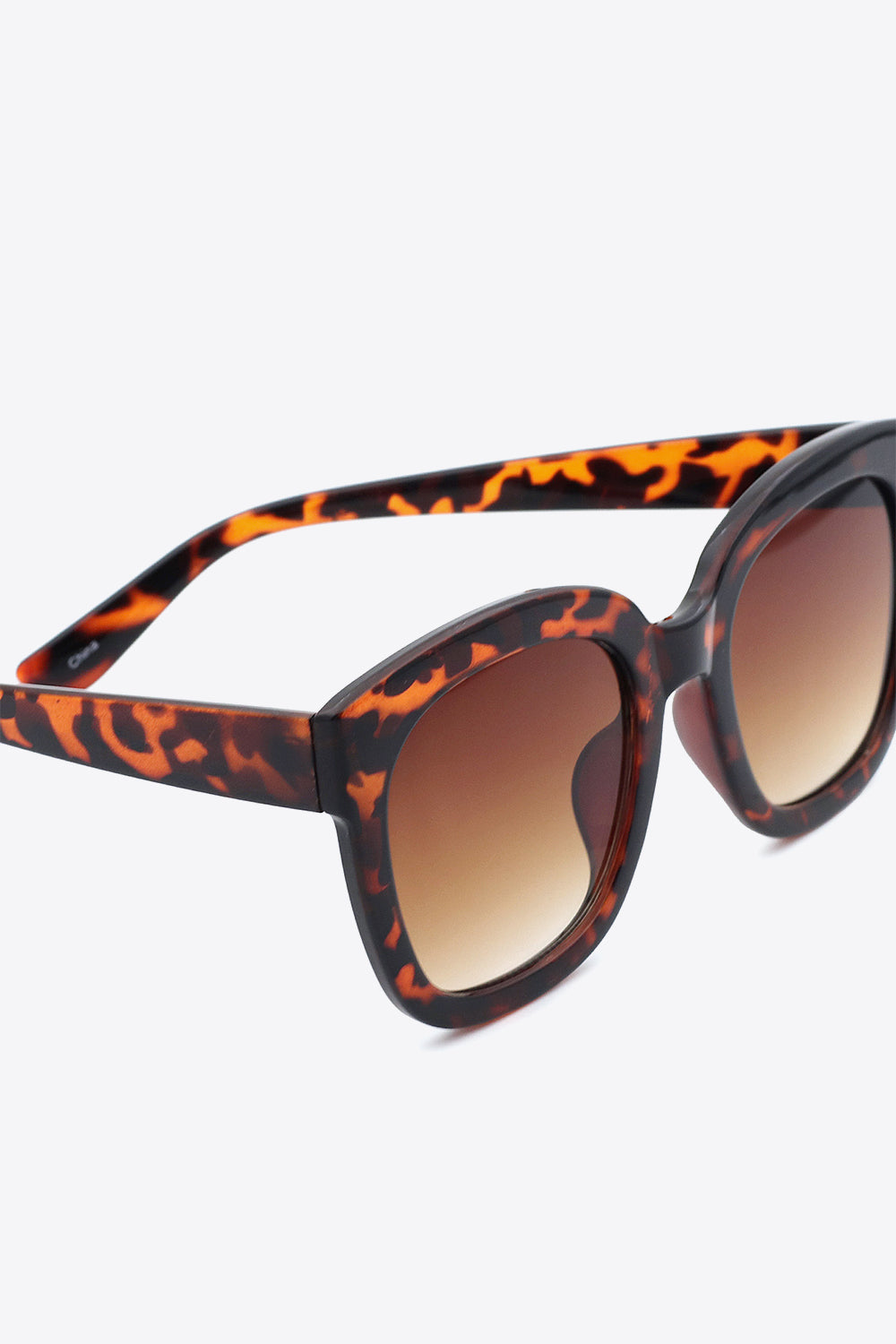 Polycarbonate Frame Square Sunglasses - nailedmoms