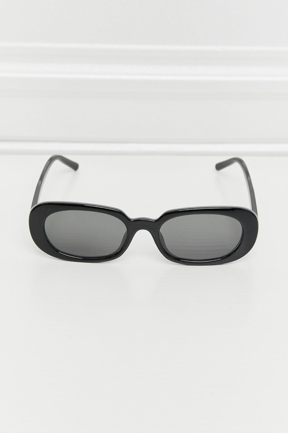 Oval Full Rim Sunglasses - nailedmoms
