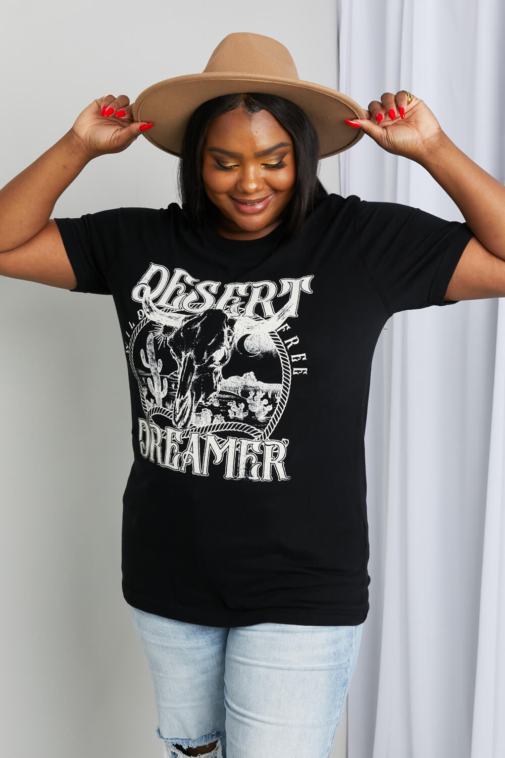 mineB Full Size DESERT DREAMER Graphic Tee - nailedmoms