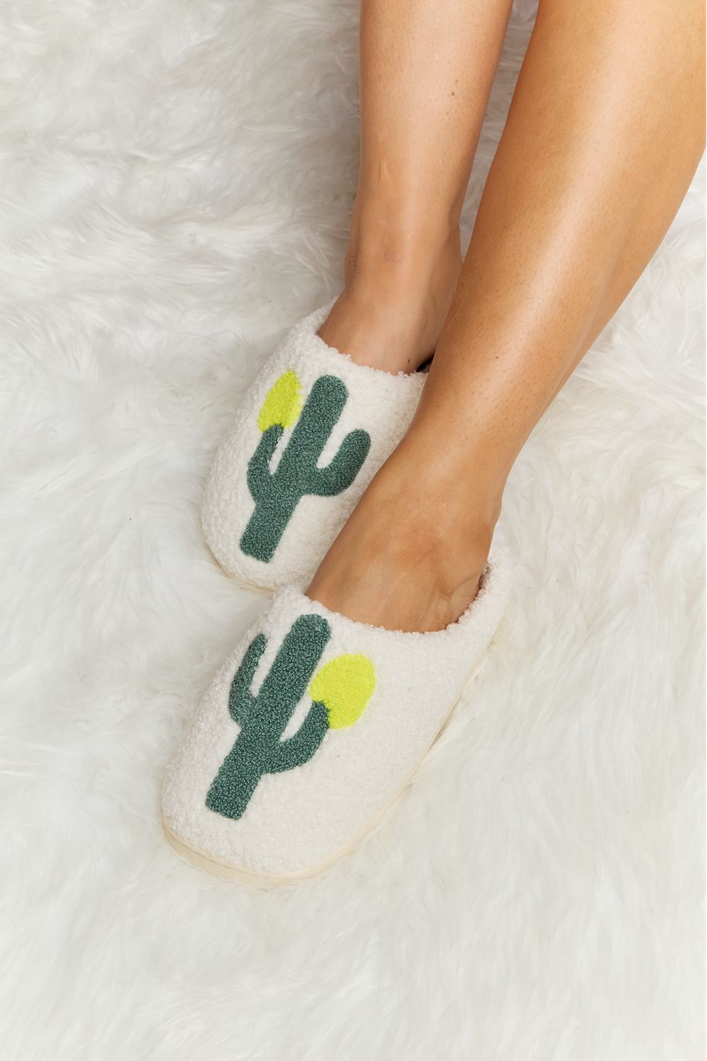 Melody Cactus Plush Slide Slippers - nailedmoms